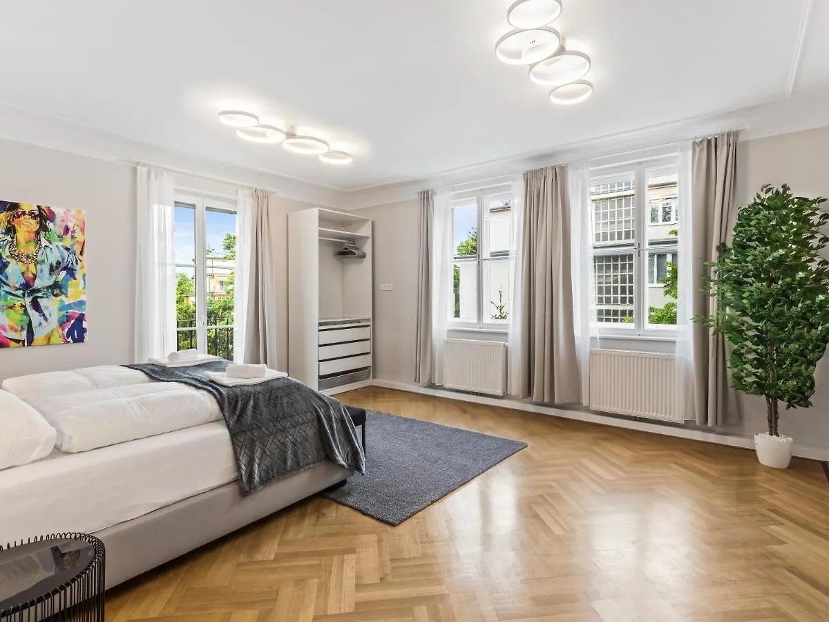 Sky9 Apartments Schoenbrunn Palace Vienna 0*,  Austria