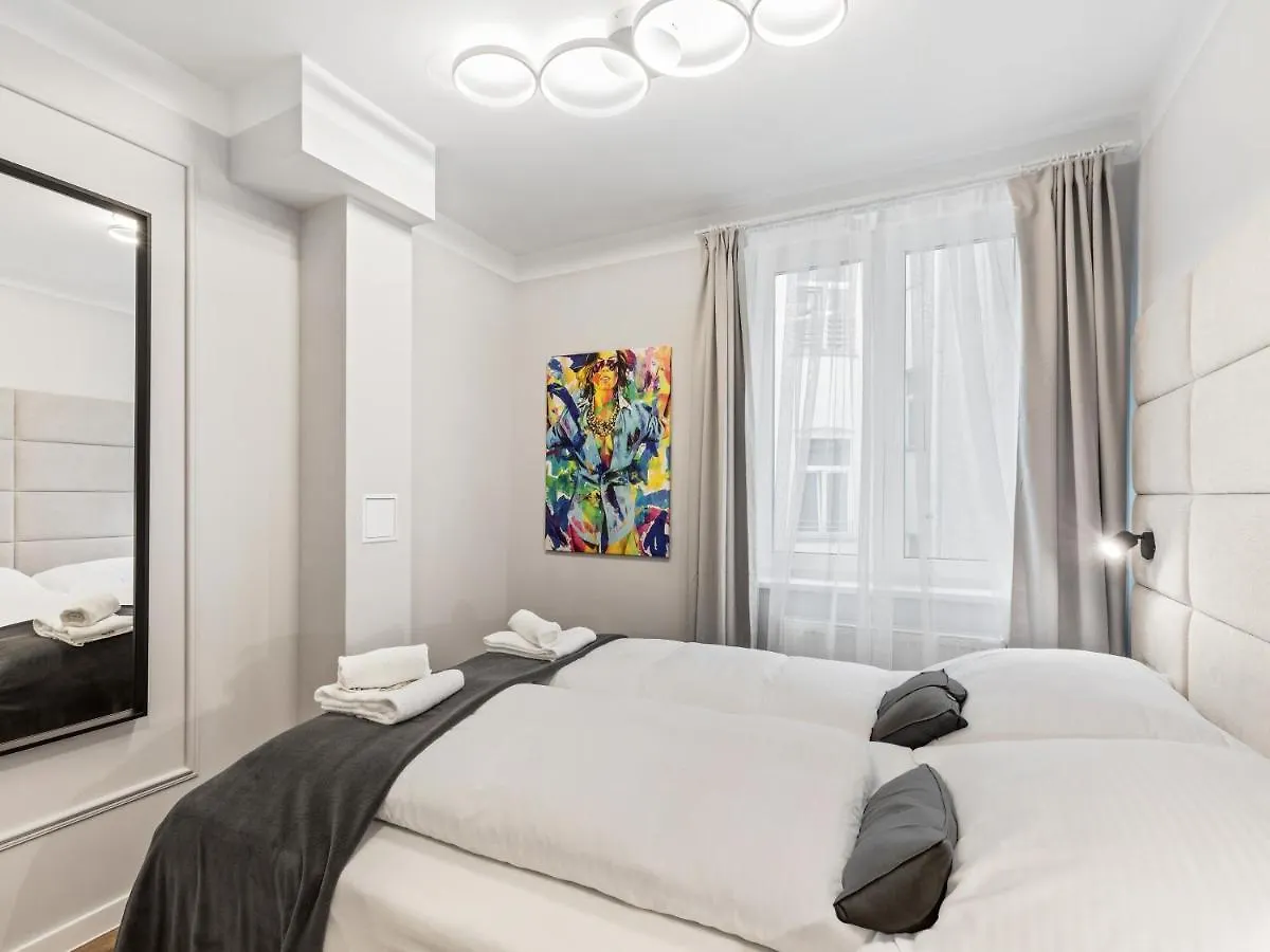 Sky9 Apartments Schoenbrunn Palace Vienna