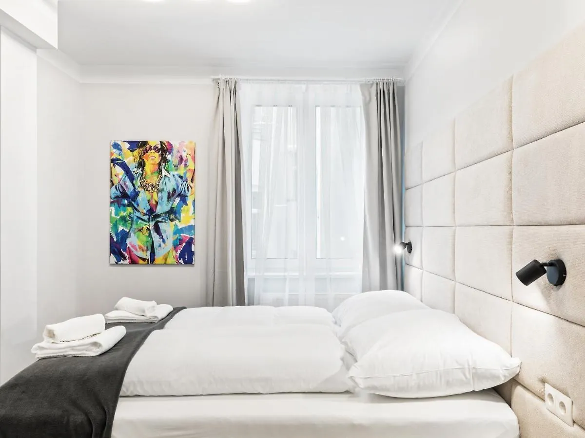 Sky9 Apartments Schoenbrunn Palace Vienna